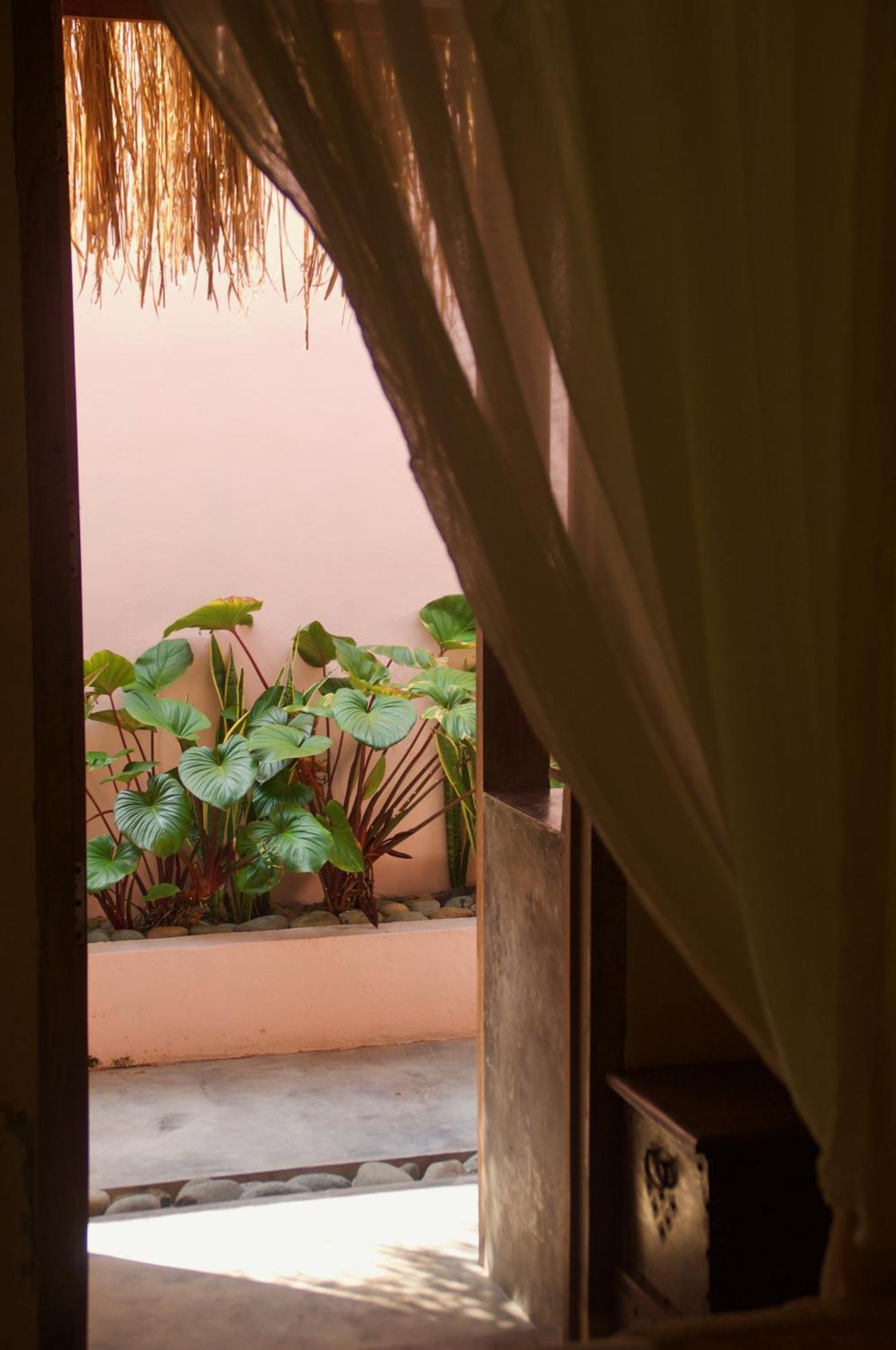 Owa Lodge Areguling Kuta  Quarto foto