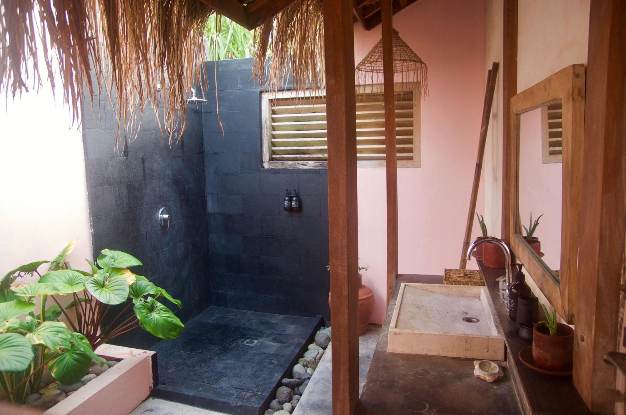 Owa Lodge Areguling Kuta  Quarto foto